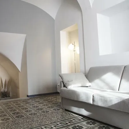 Apartment La Dimora Del Glicine - Terra Apts